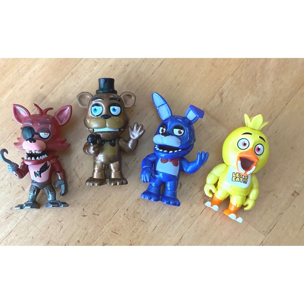 Jada Toys Five Nights at Freddys FNAF Metallic Mini Figure Set